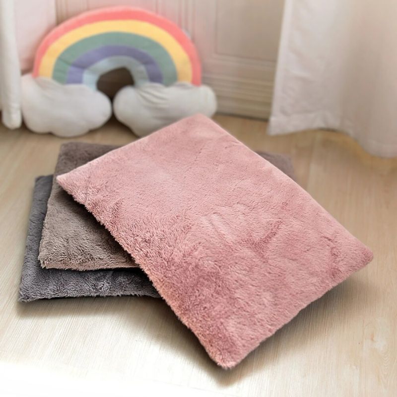 3-coussin-pour-chien-empiles-rose-marron-gris-fonce