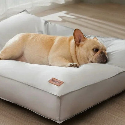 bouledogue couché sur coussin pour chien déhoussable respirant respiro