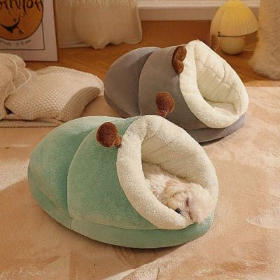 deux coloris de grotte pour chien en peluche douce vert et gris