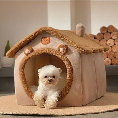 bichon maltais allongé dans une niche pour chien iglovia marron toison arctique