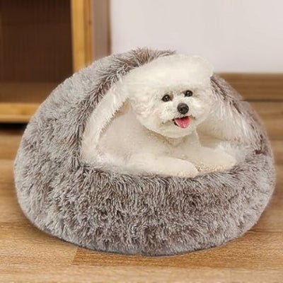 Caniche toy assis dans un panier à chien Cookie marron anti-anxiété antidérapant