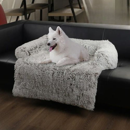 samoyède allongé dans panier à chien marron dégradé couvre-sofa