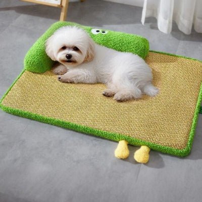 Bichon sur un tapis pour chien rafraichissant Pitagol vert avec appuie-tête